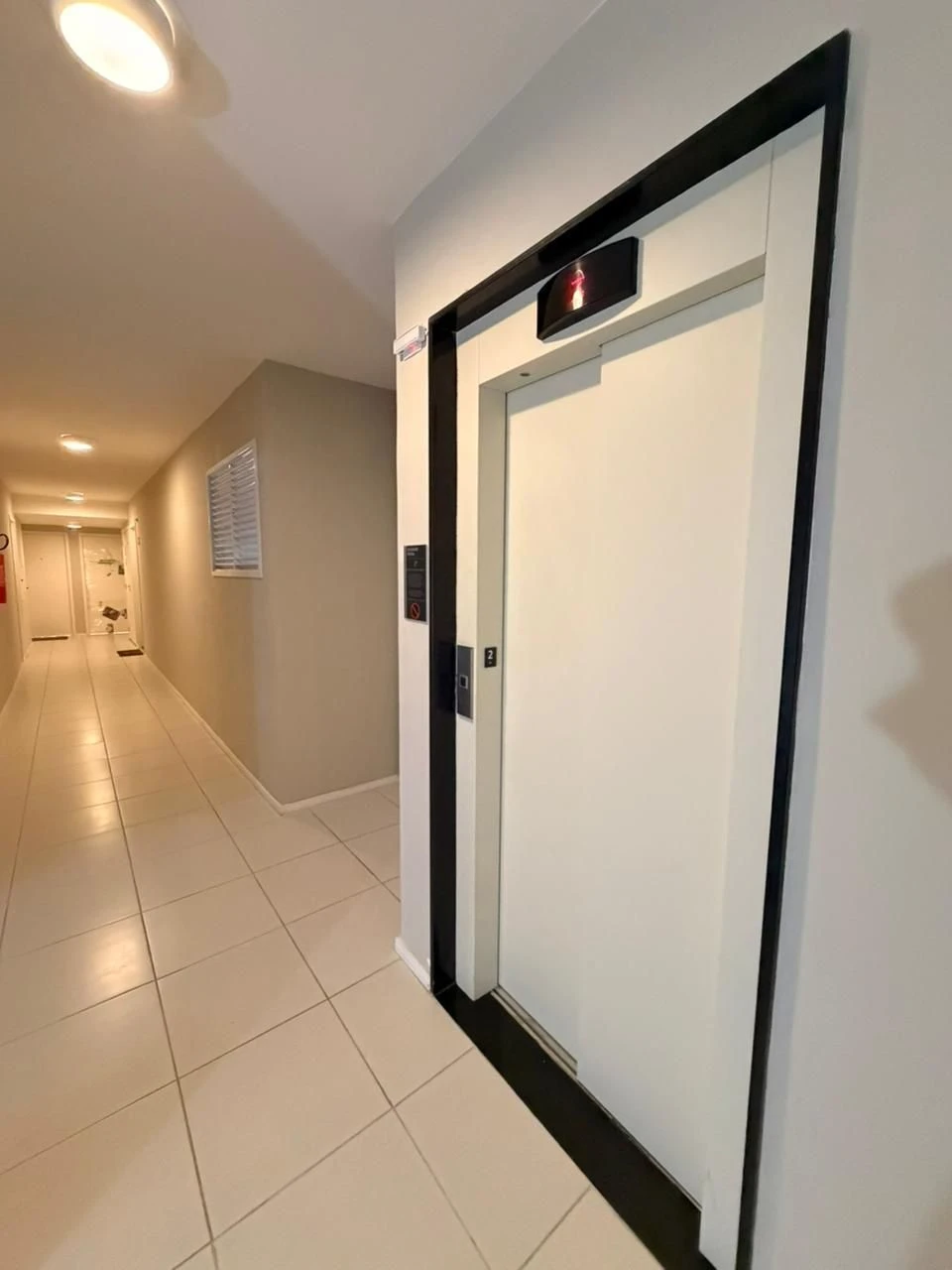 Unfurnished 2-bedroom apartment with 1 bath and pets — photo 31