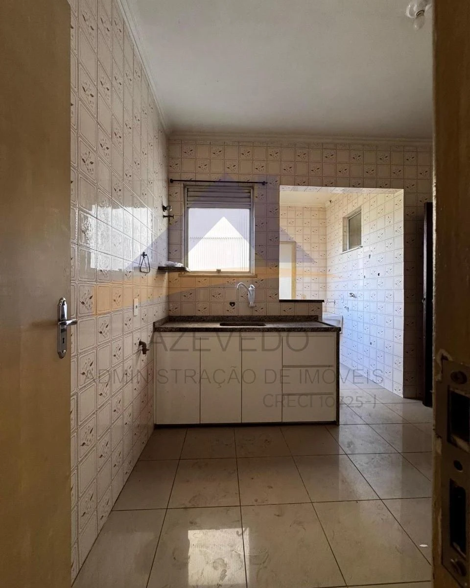 2-bedroom apartment with balcony and suite bathroom — photo 19