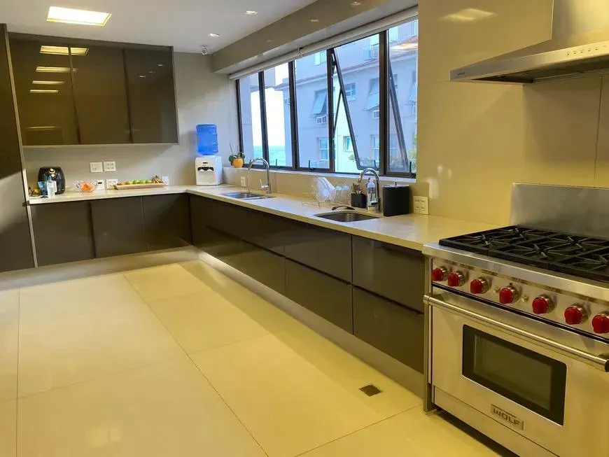 Apartamento sin muebles con 4 dormitorios y 5 baños — photo 58