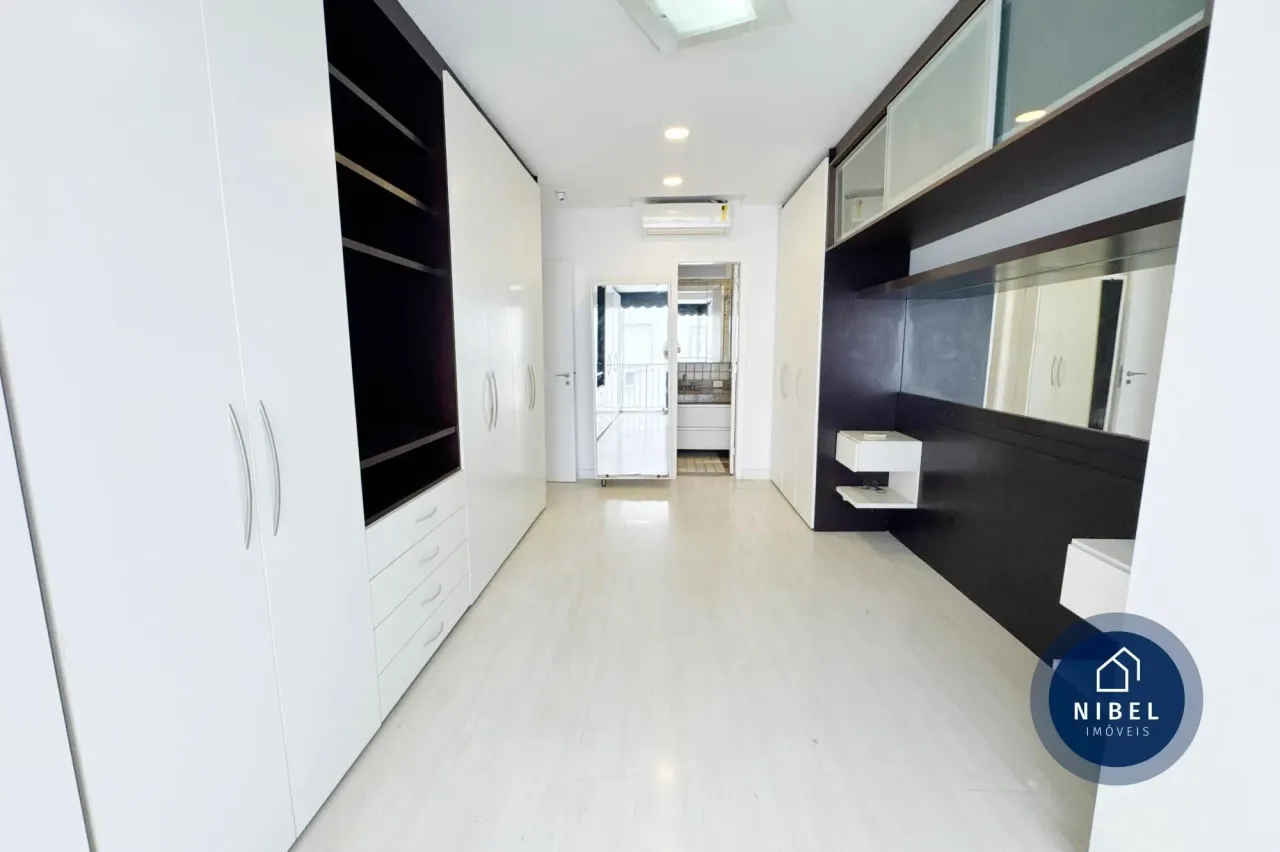 Penthouse with 3 bedrooms and integrated kitchen — photo 9