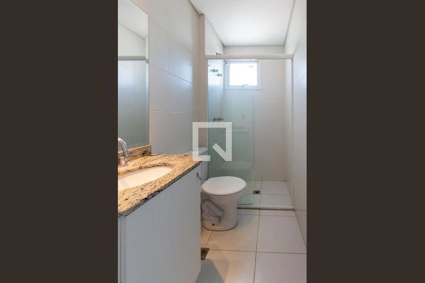 2-bedroom apartment with a grill on the balcony in Curitiba — photo 47
