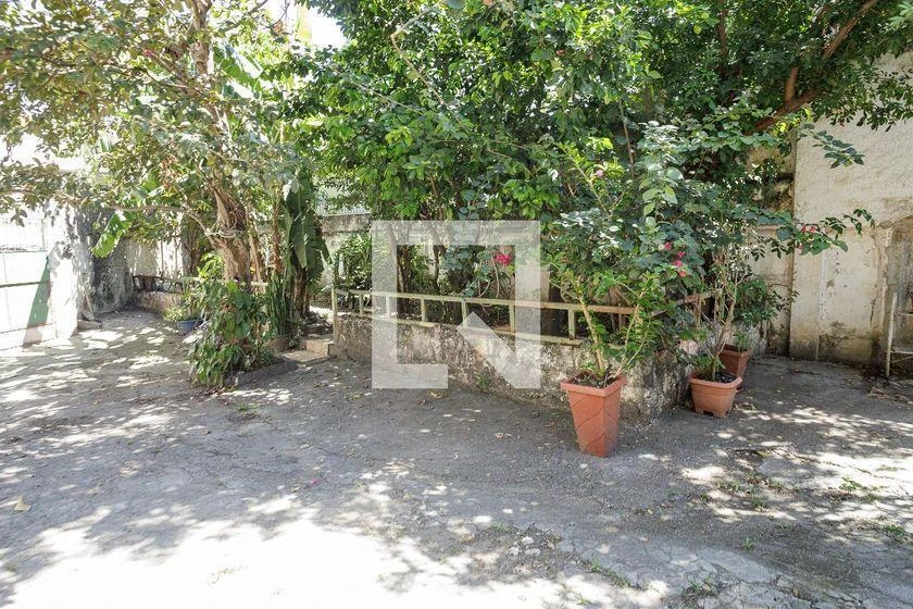 Furnished 80 m² house with 3 bedrooms and private garden — photo 34