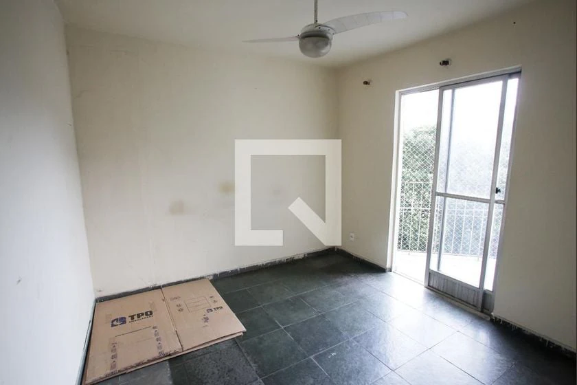 2-bedroom rental apartment with balcony — photo 13