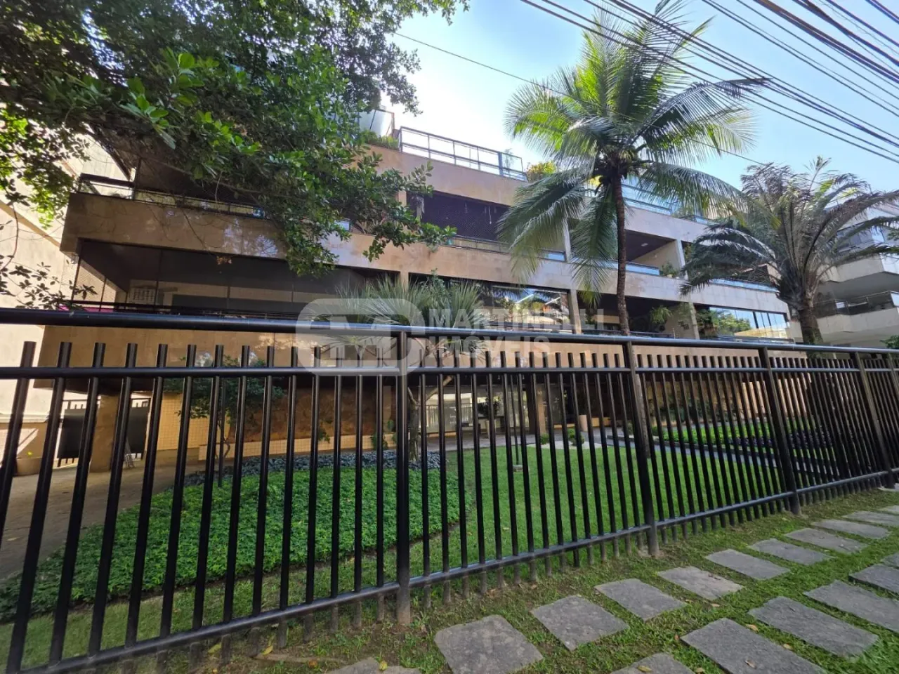 Apartamento com 3 quartos e 3 suítes com varanda envidraçada — photo 19