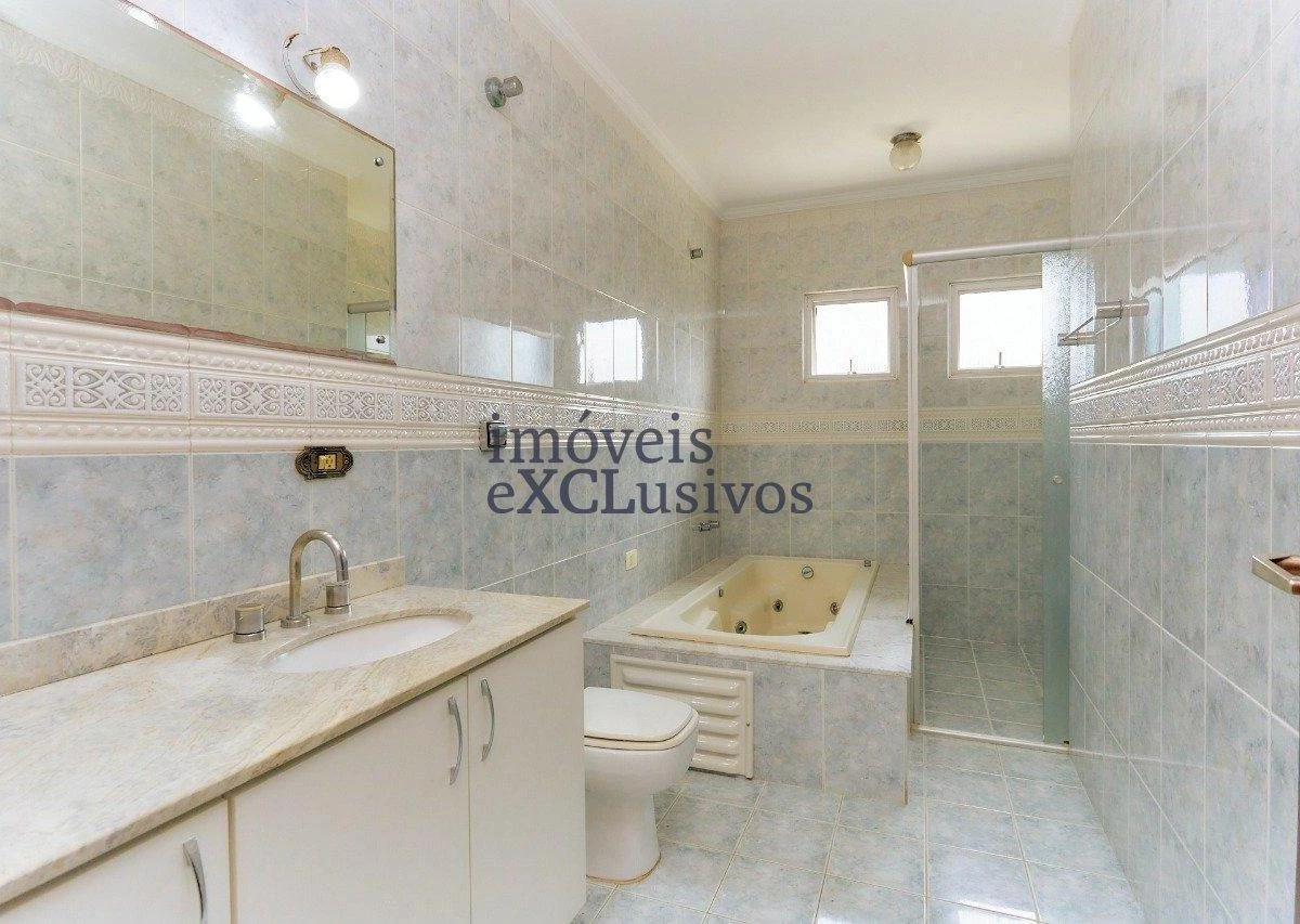 Ванна та 5 спалень: будинок 500 м² — photo 19