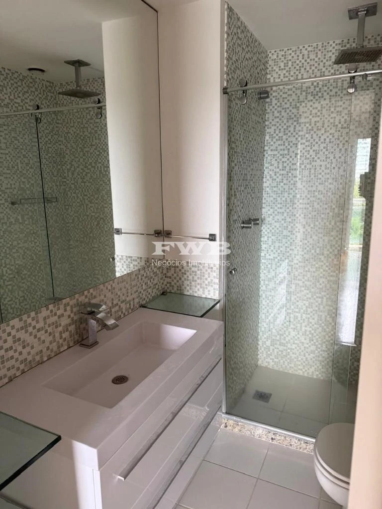 162 m² apartment with 4 bedrooms and 3 en-suites — photo 21