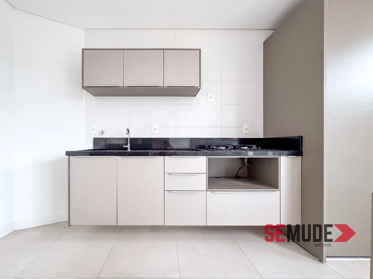 Apartamento mobiliado de 1 dormitório com cozinha integrada — photo 14