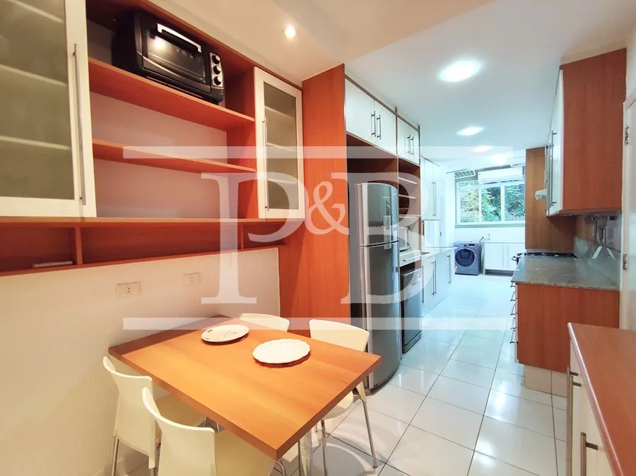 Apartamento com 3 quartos e cozinha fechada — photo 26