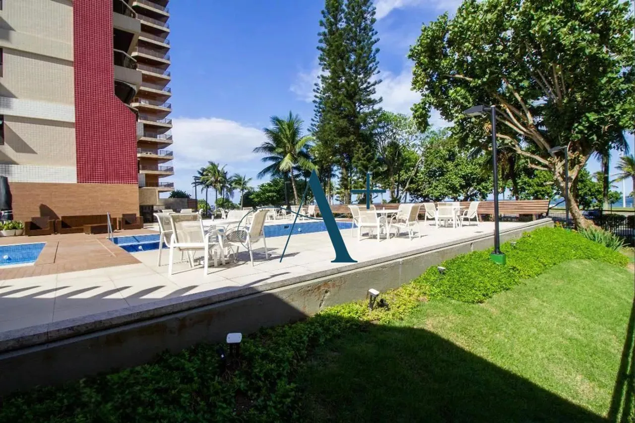 Triplex penthouse with 3 bedrooms and 3 bathrooms — photo 4