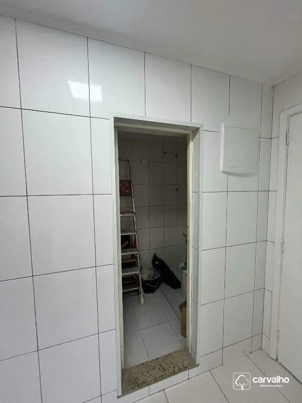 148 m² apartment with a bathtub and a water view — photo 12