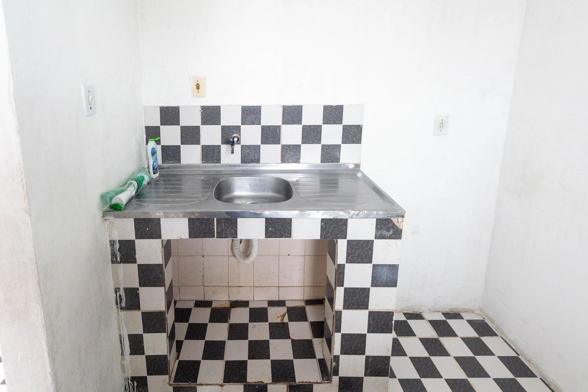 Casa de 80 m² e 1 quarto, Cosmos — photo 2
