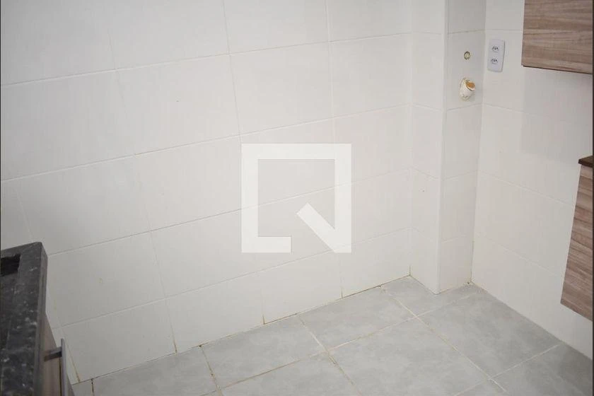 2-bedroom unfurnished apartment with open-plan kitchen — photo 44