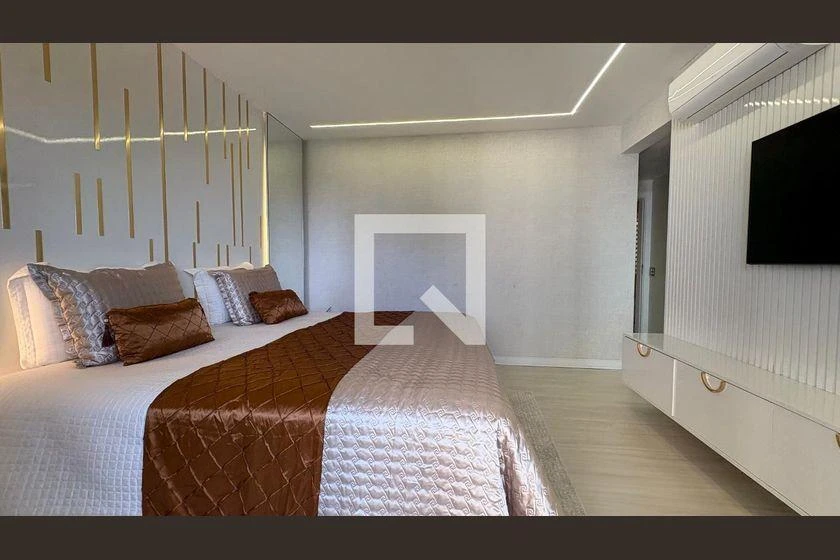 Apartment, 217 m², with a glass-enclosed balcony — photo 18