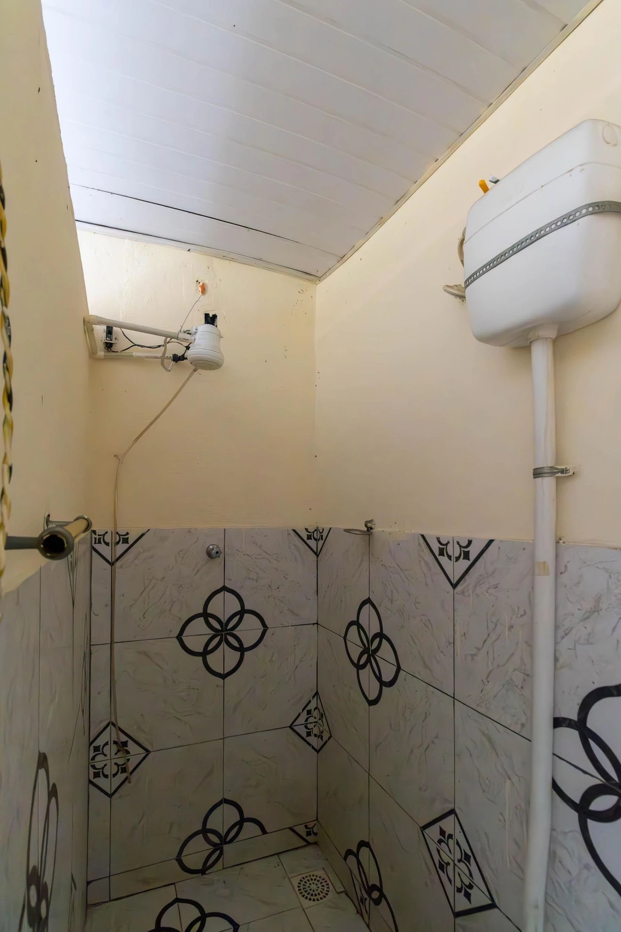 Будинок з 1 спальнею та окремою кухнею з плитою — photo 17