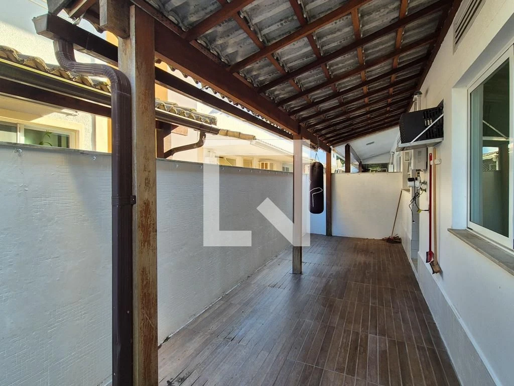 Casa de 4 dormitorios con balcón y 3 plazas de parking — photo 64