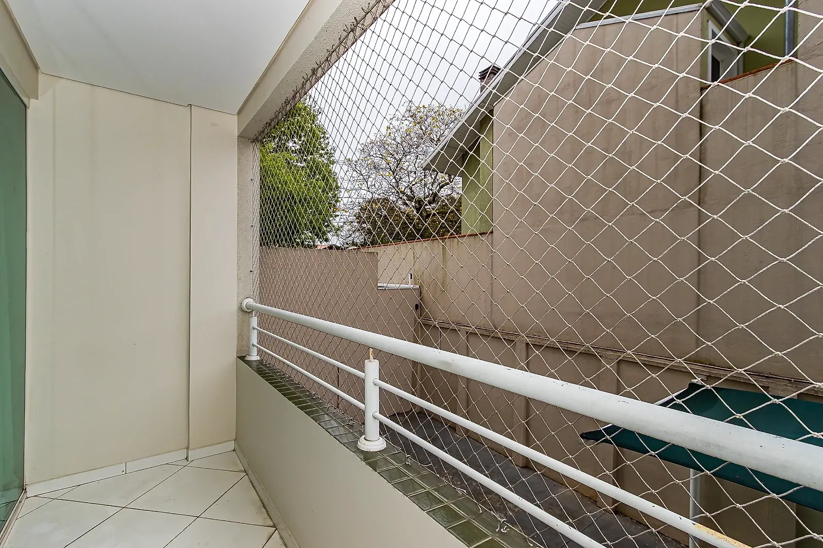 Apartamento de 2 quartos com varanda gourmet, Bacacheri — photo 45