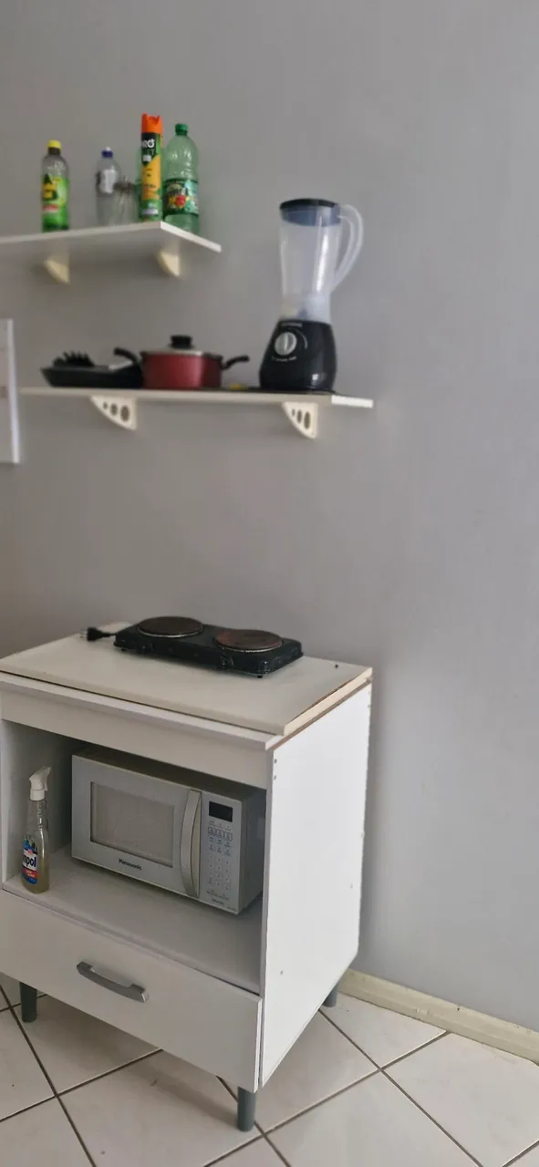 Studio kitnet with a compact cooktop and 1 bedroom — photo 14