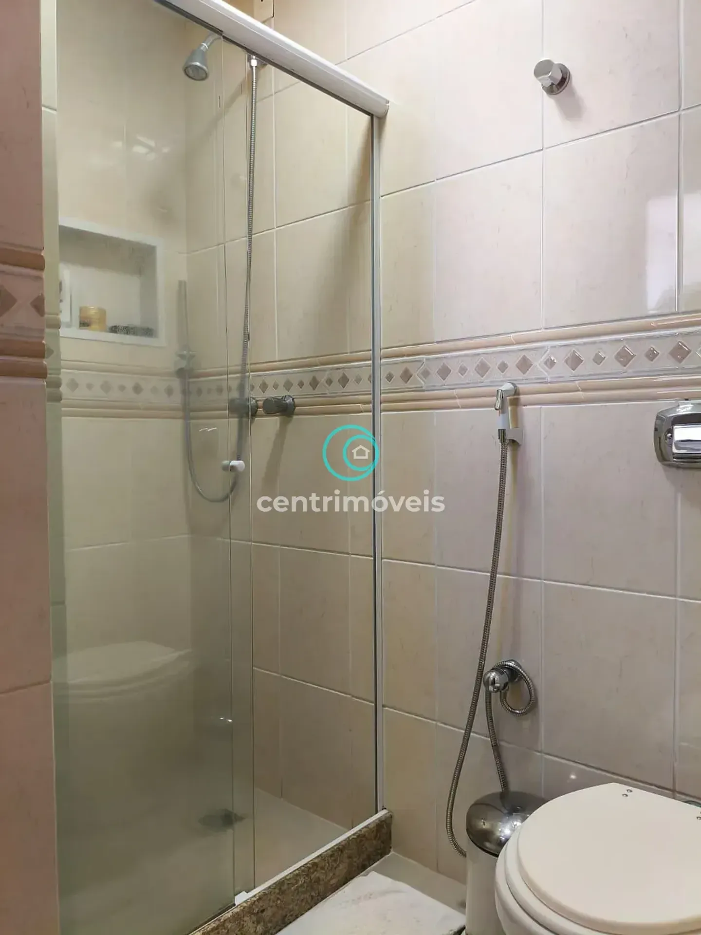 Apartamento mobiliado com 4 quartos e 3 banheiros — photo 43