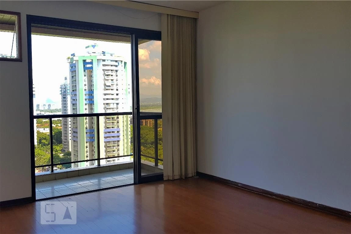 Apartment, 99 m², with a jacuzzi — photo 12