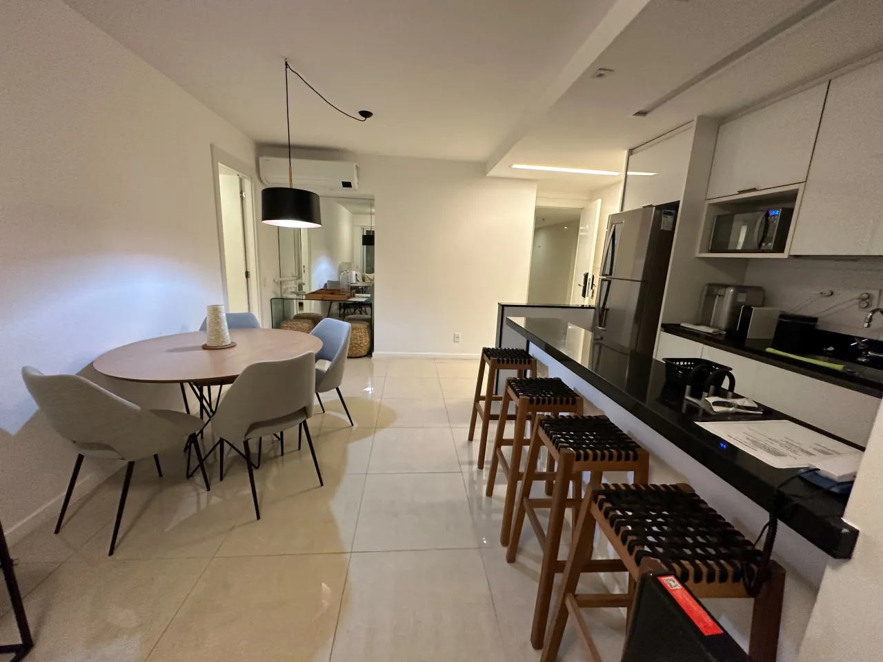 Furnished 2-bedroom, 2-bath apartment with 83 m² — photo 5