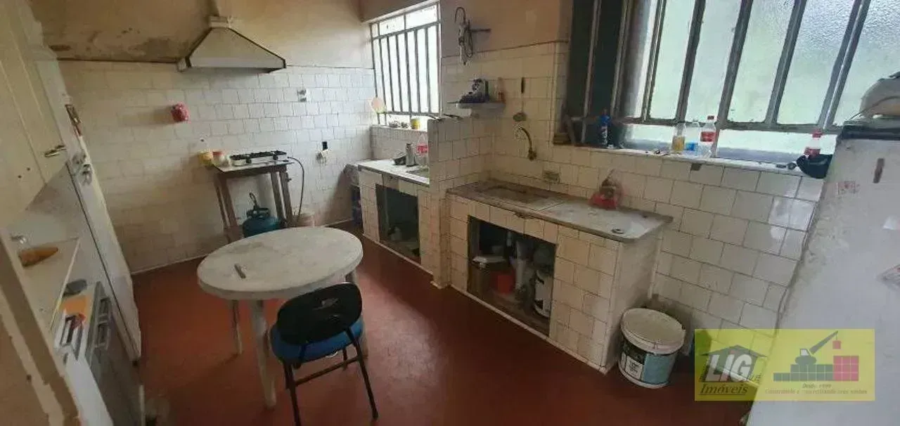 Rental house with 1 bedroom and 1 bathroom, no parking — photo 2