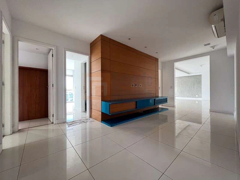 236 m² apartment with 4 en-suite bedrooms and gourmet balcony — photo 28