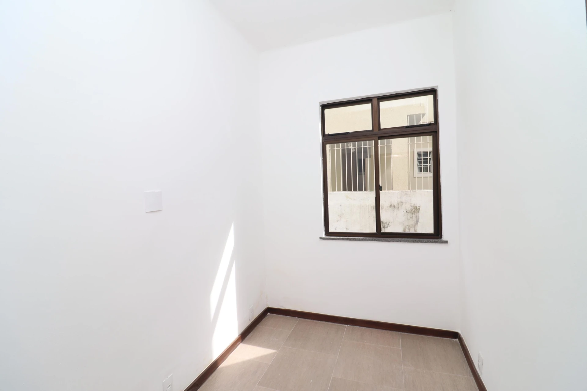 3-bedroom apartment, 1 with its own bathroom, 120 m² — photo 30