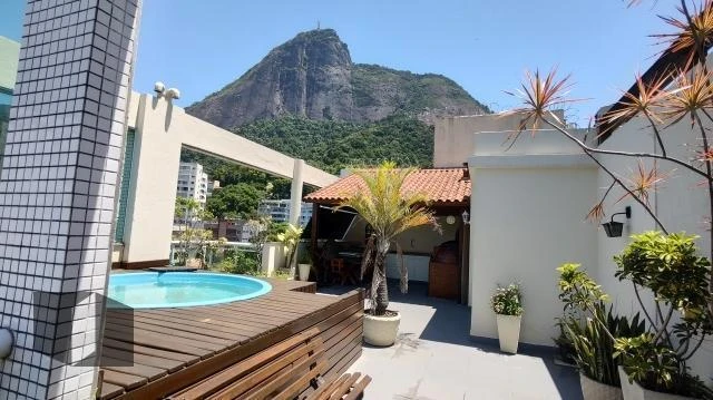 Duplex penthouse with 172 m², 2 bedrooms, 2 bathrooms — photo 20