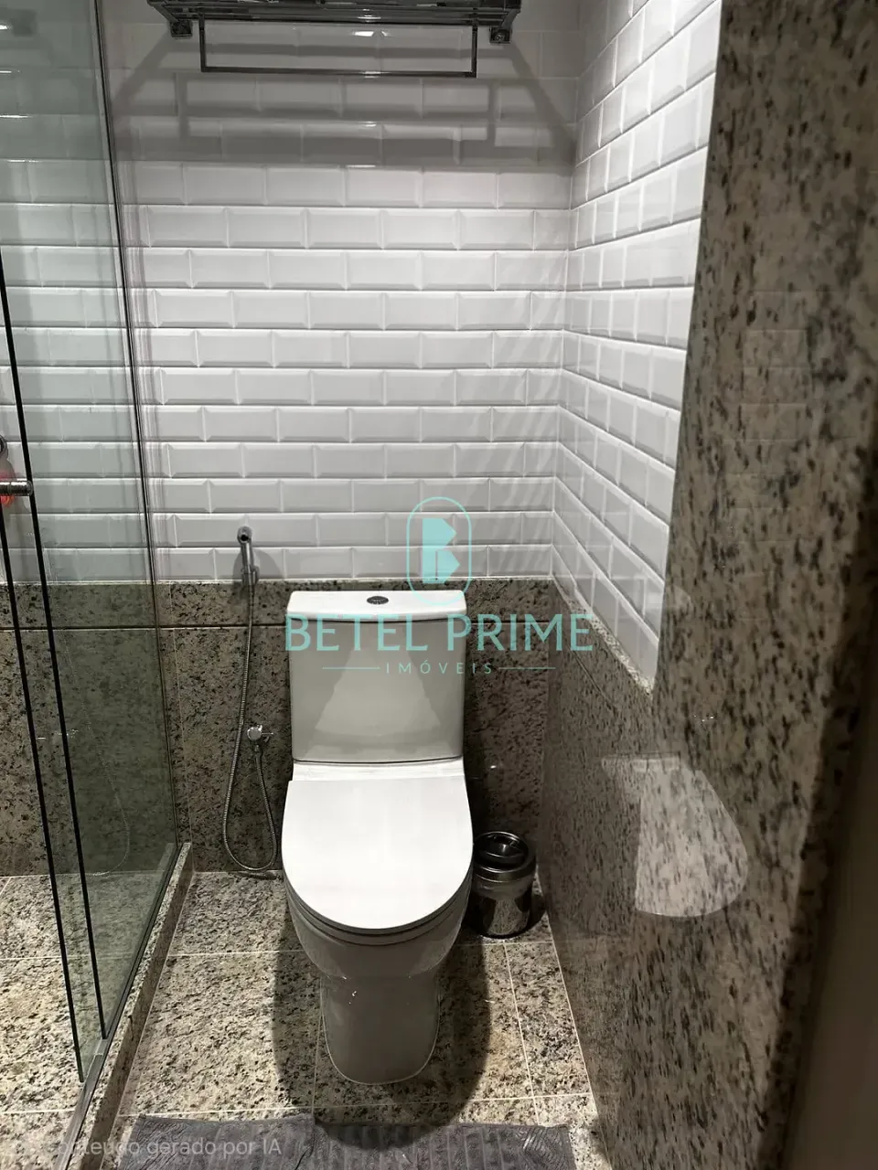 Unfurnished 3-bedroom rental apartment with a balcony — photo 11