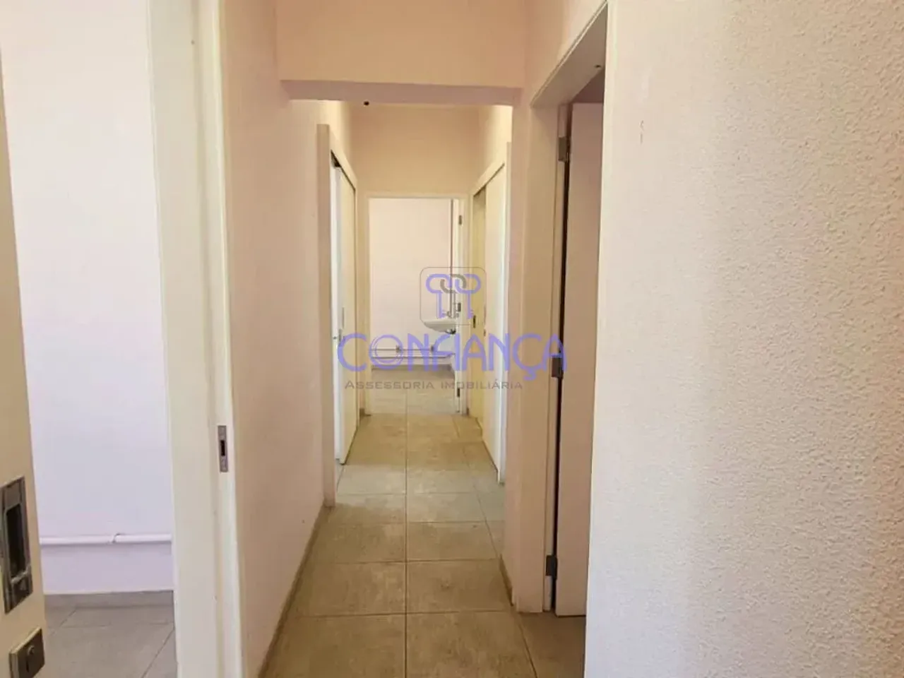House with 1 bedroom and 3 bathrooms plus 5 parking spaces — photo 13