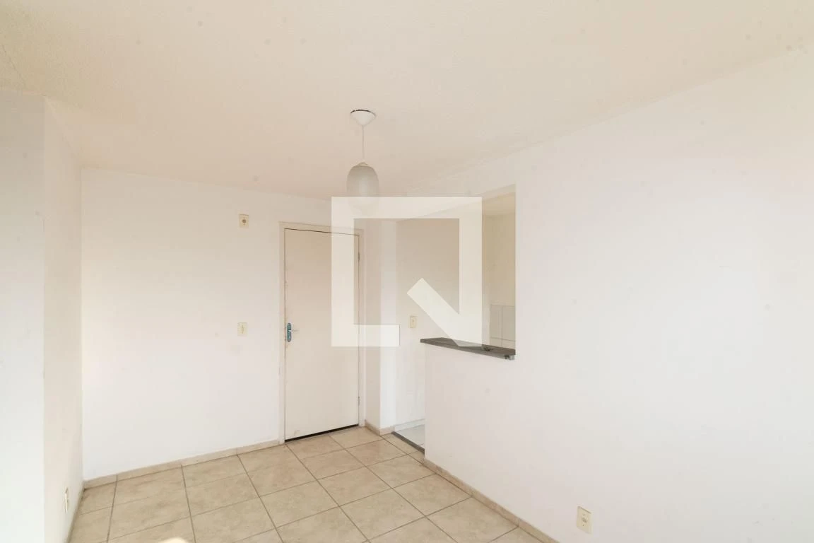 2-bedroom apartment with an open-plan kitchen — photo 3