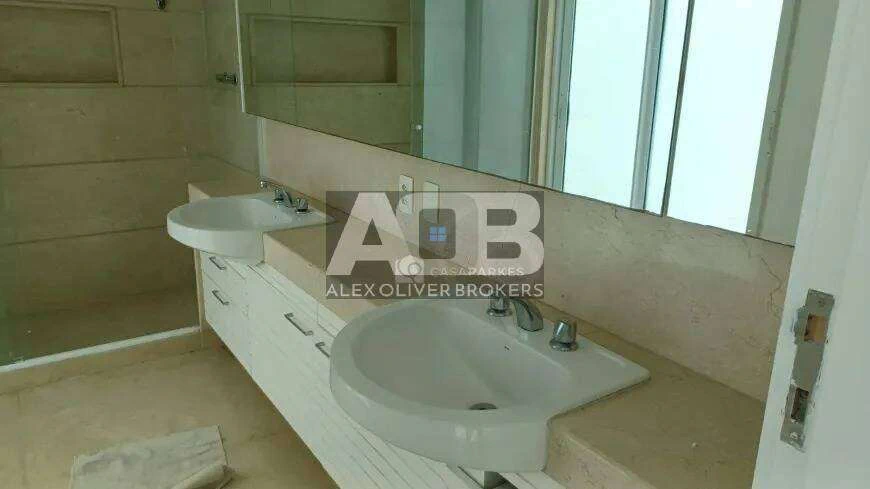 Триплекс-пентхаус 660 м² з 3 спальнями та 1 паркомісцем — photo 22