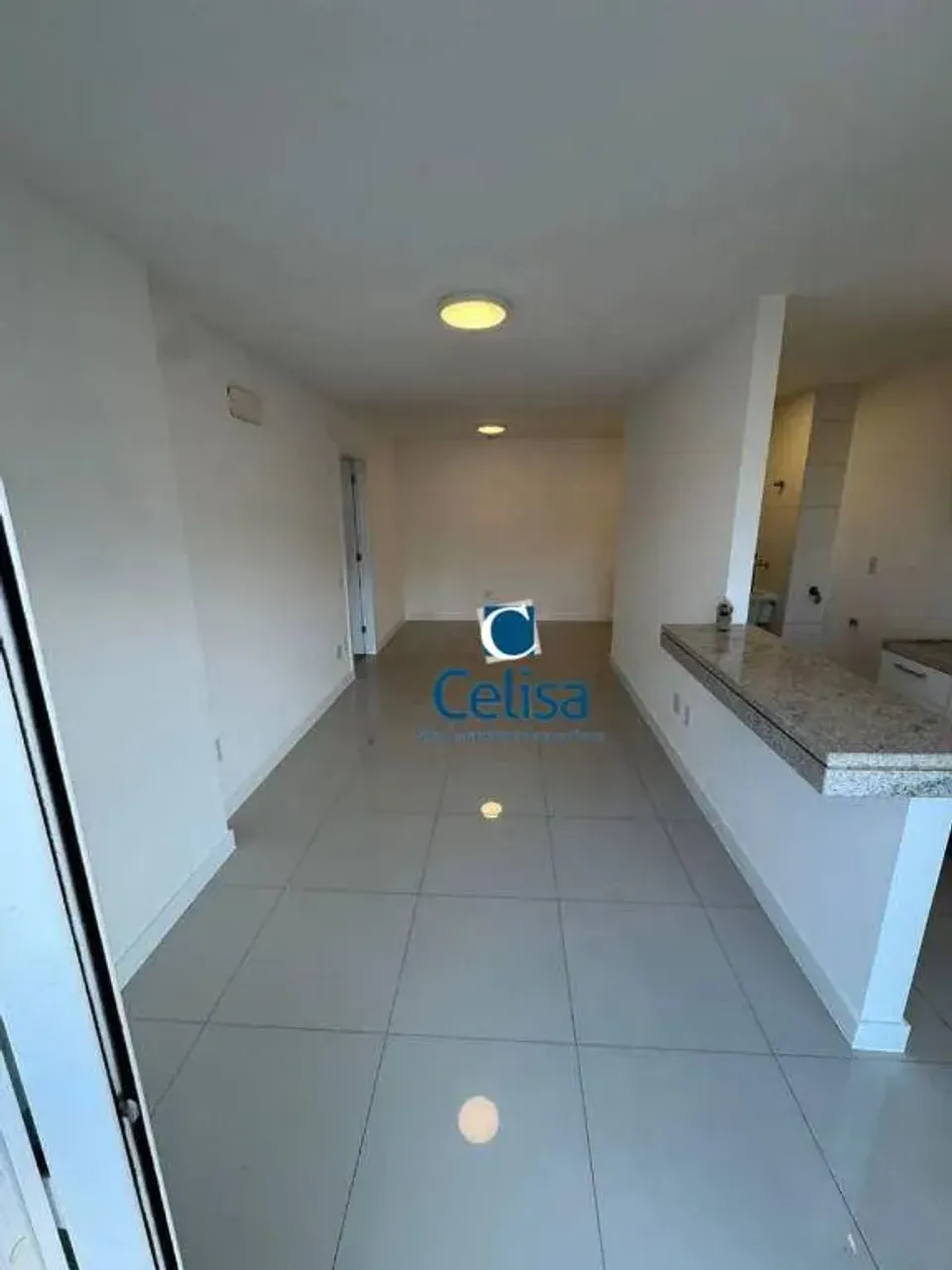 Apartamento com 2 quartos e 3 banheiros, varanda — photo 2