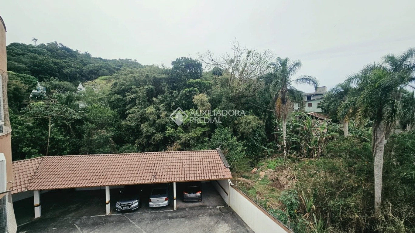 Furnished apartment, 62 m², with a grill on the balcony — photo 9