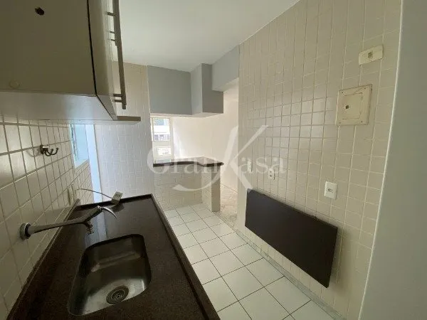 One-bedroom apartment in a building with a sauna — photo 6