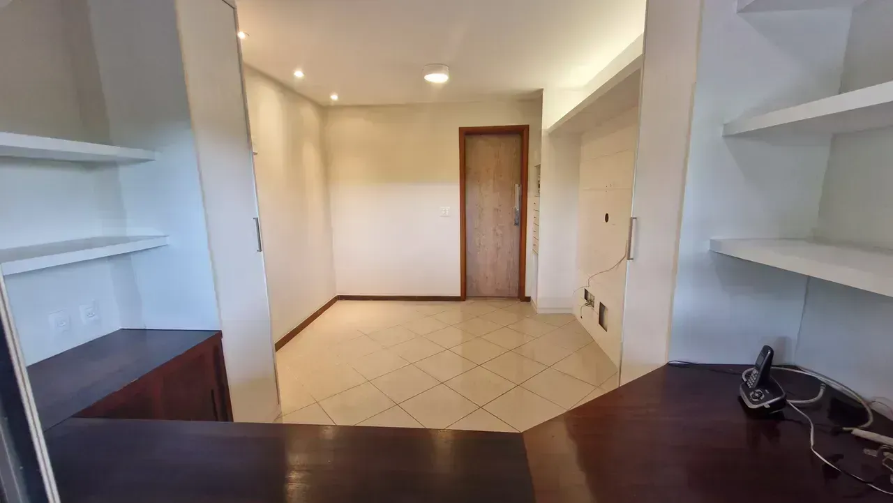 Apartment with a closed kitchen and 3 bedrooms — photo 11