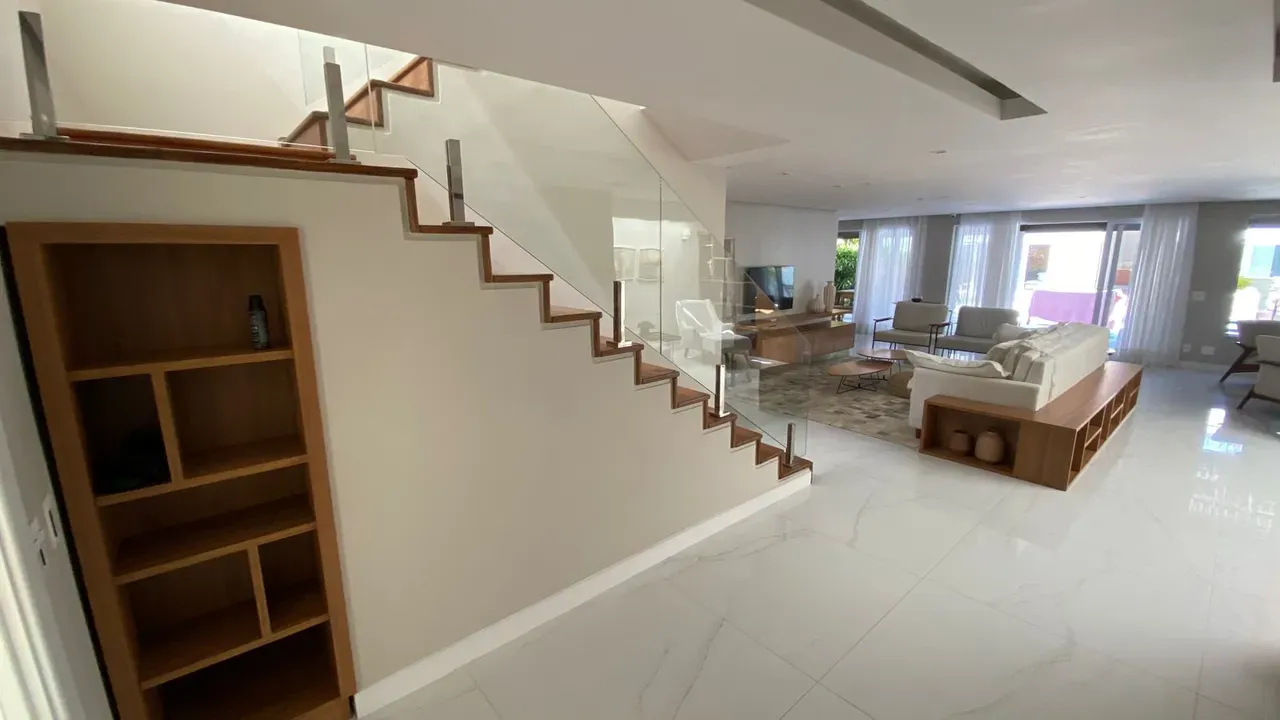 500 m² house with 4 bedrooms and a terrace — photo 7