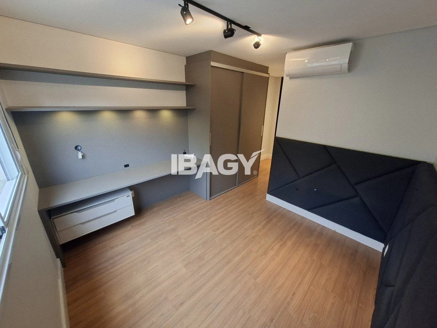 Furnished apartment, 324 m², with a private pool — photo 15