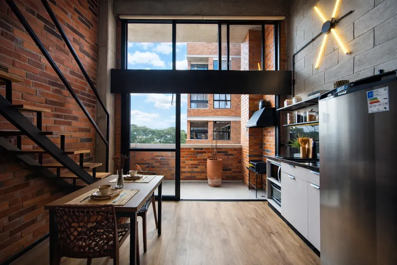 Furnished 1-bedroom apartment with no parking — photo 11