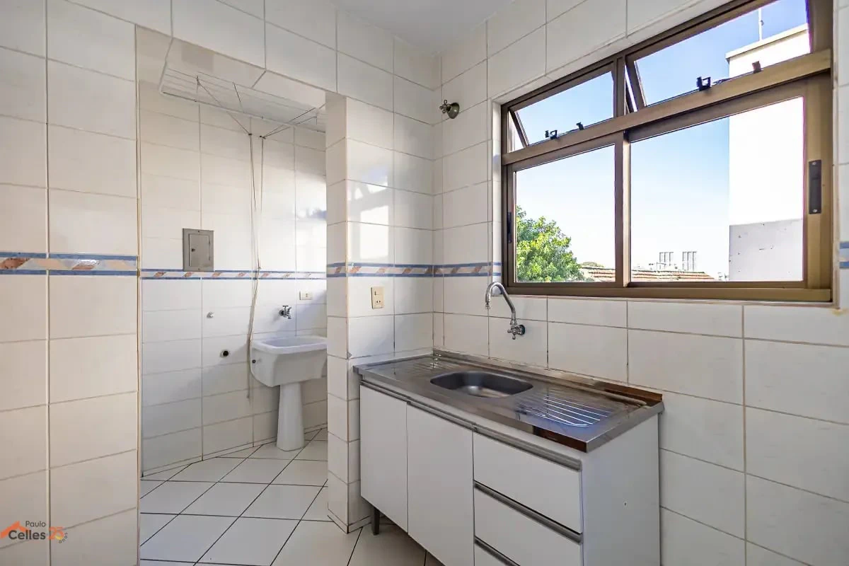 Unfurnished 2-bedroom apartment with 81 m² — photo 3