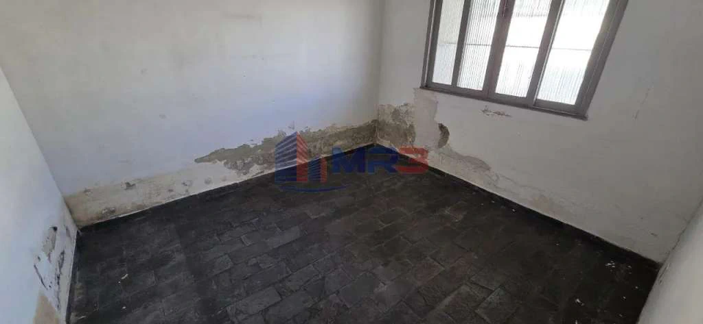 Casa com 3 quartos e quintal, com 4 vagas — photo 2