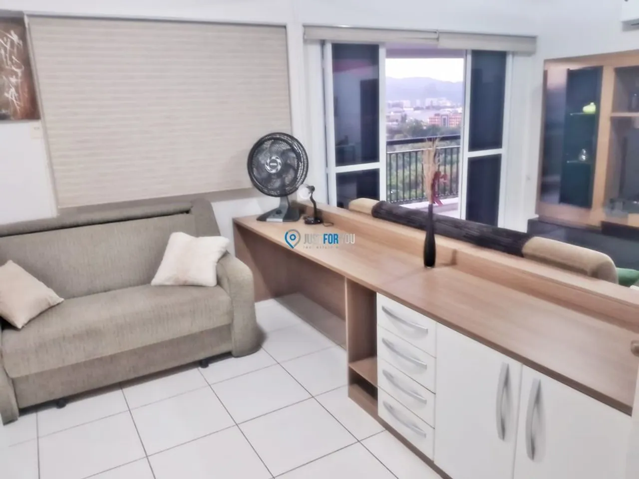 Rental apartment with balcony, 2 bedrooms and 2 bathrooms — photo 10