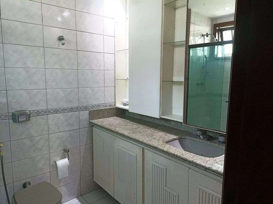 Casa mobiliada de 700 m² com 5 suítes e 9 banheiros — photo 5