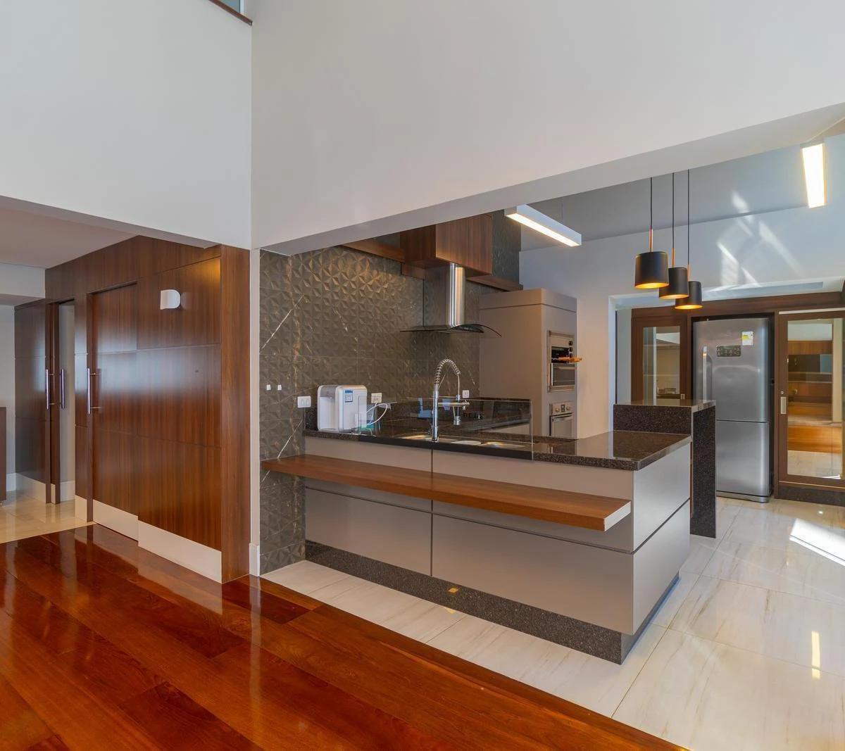Apartment, 177 m², with a washing machine — photo 19