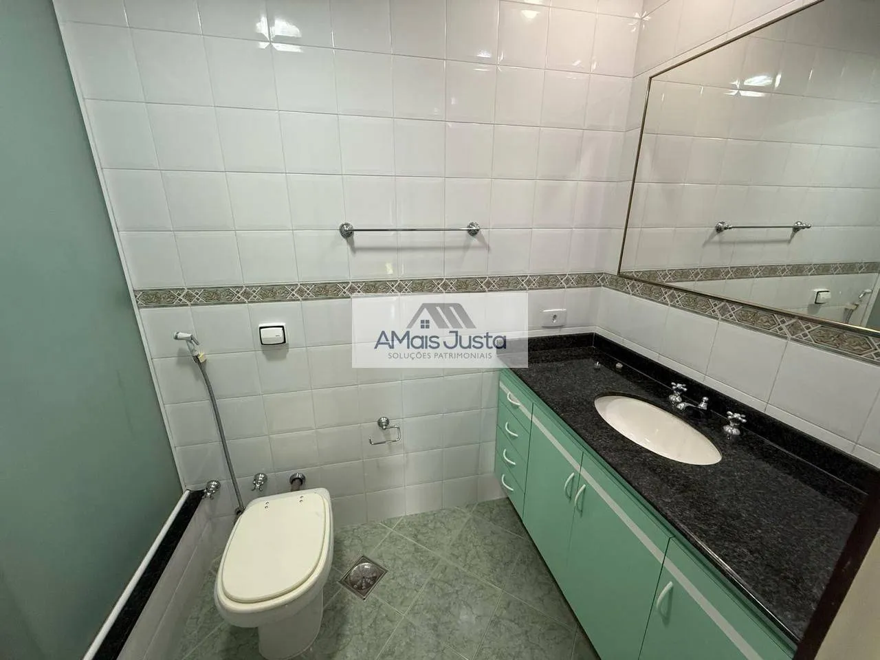 Rental apartment with 3 bedrooms and 4 bathrooms, 111 m² — photo 9