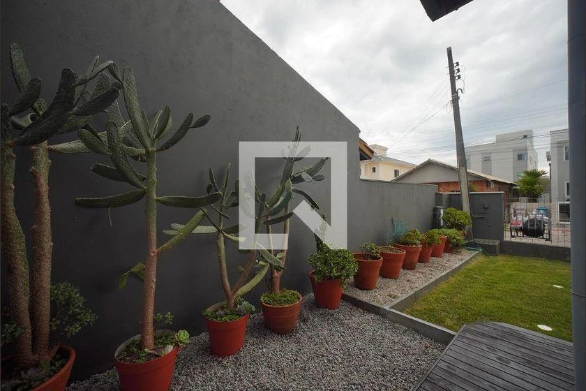 Home office in a 4-bedroom house, 150 m² — photo 9