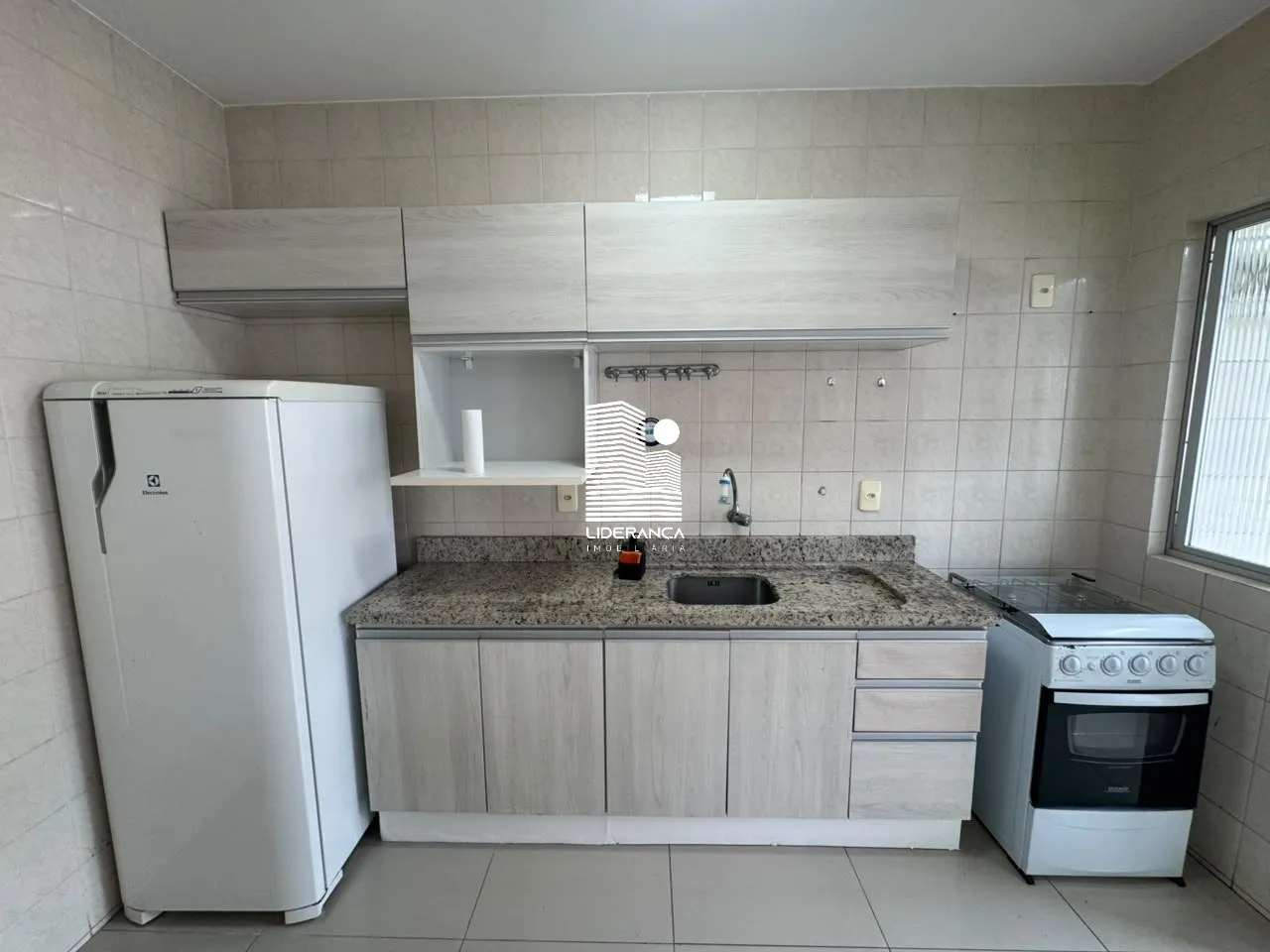 55 m² apartment with a home office and a washing machine — photo 2