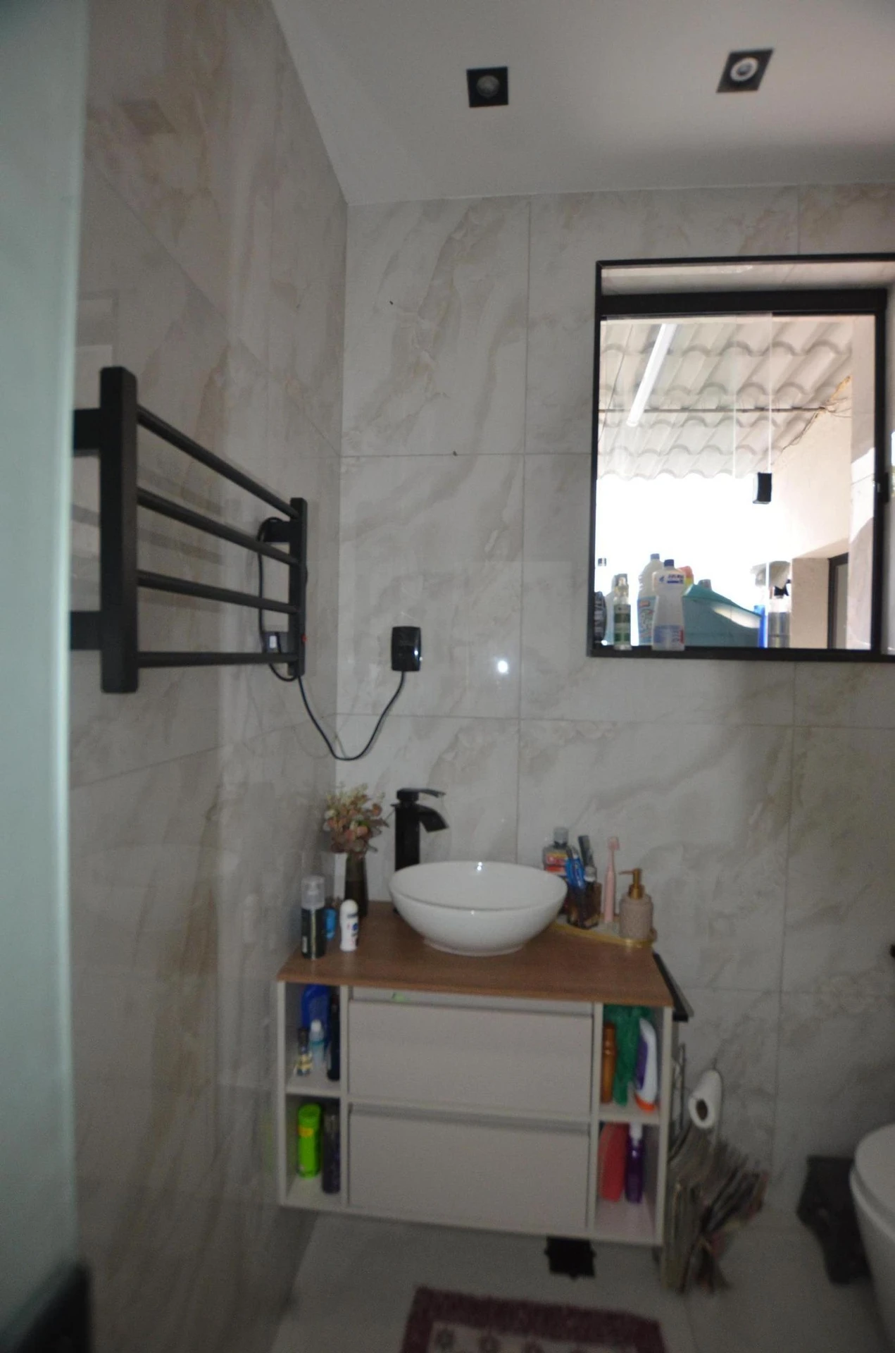 House, 200 m², with a washing machine — photo 37
