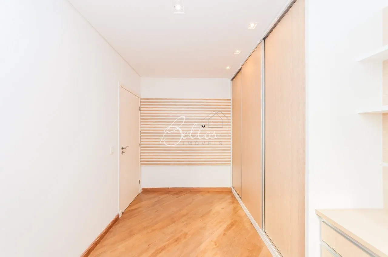 Квартира з 4 спальнями на 331 м² та 2 місця — photo 19