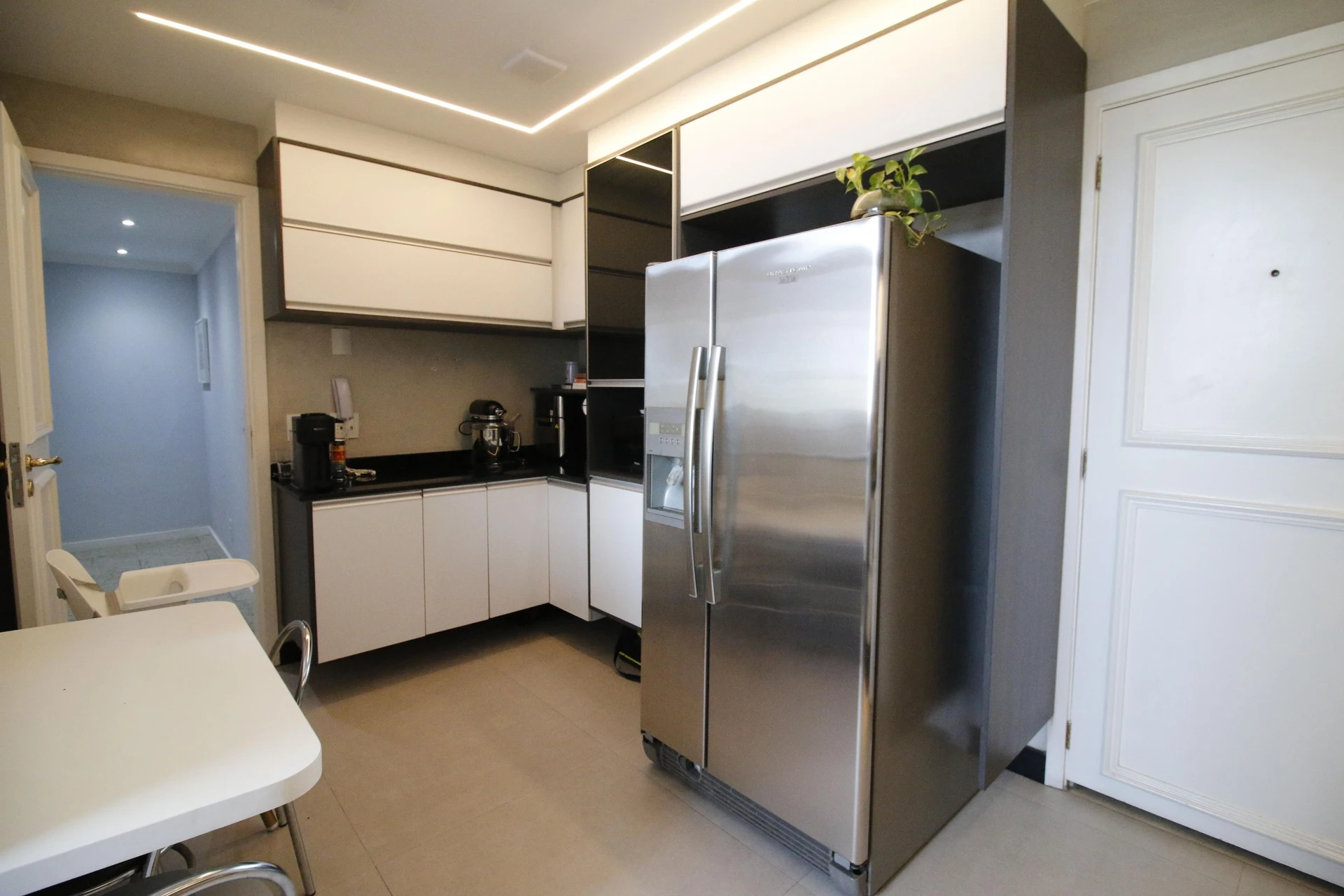 Apartamento mobiliado de 3 quartos com varanda gourmet — photo 7
